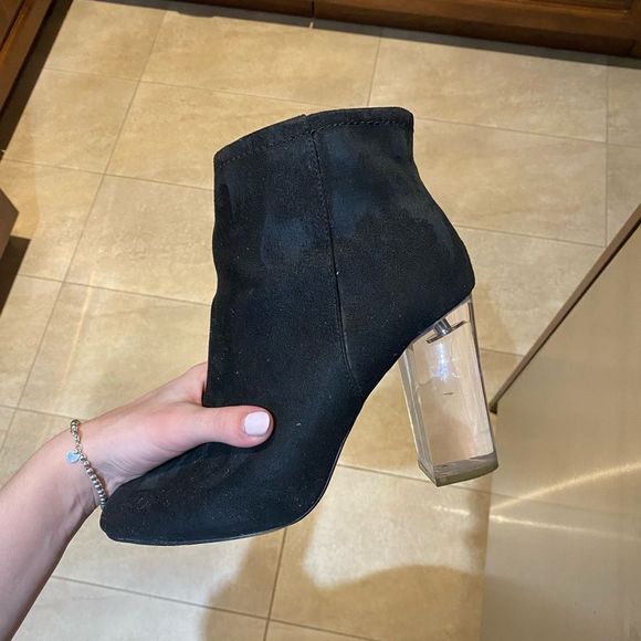 Nubuck black booties with clear glass heel - Picture 7 of 7